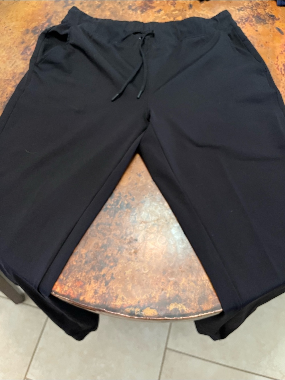 Woman’s Black Drawstring Jogger Pants XL